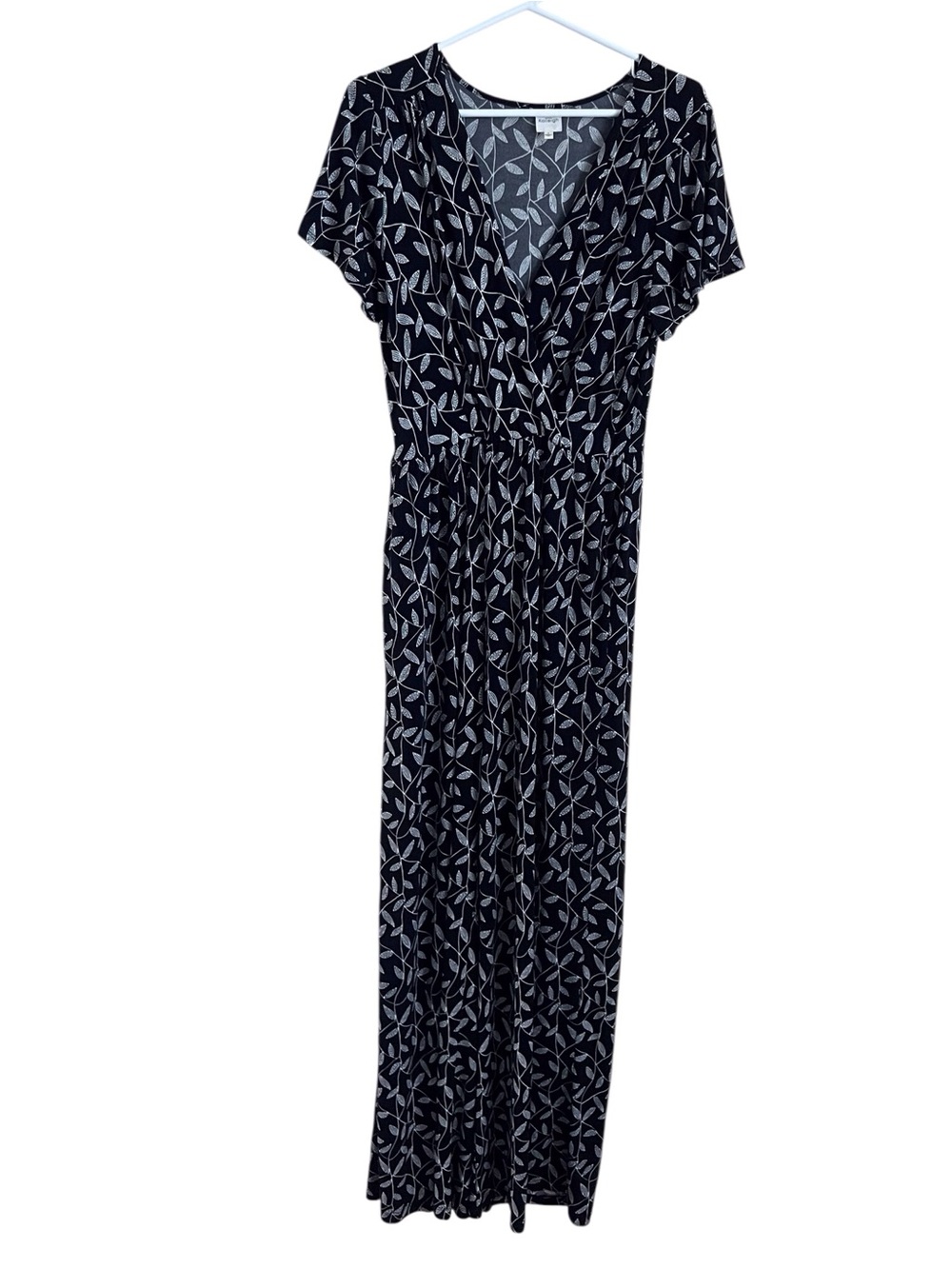 Kaileigh Black Jumpsuit Wide Leg Capped Short Sleeve Vine Leaf Print Small